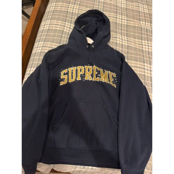 Supreme Hoodie - Picture 1 of 5